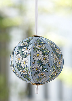 White Daisies Card (Hanging Ball)