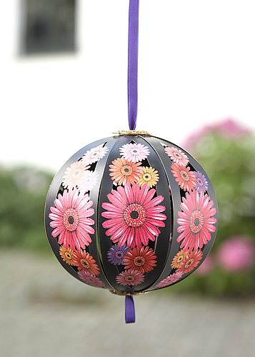 Pink Gerber Daisy Card (Hanging Ball) - Click Image to Close